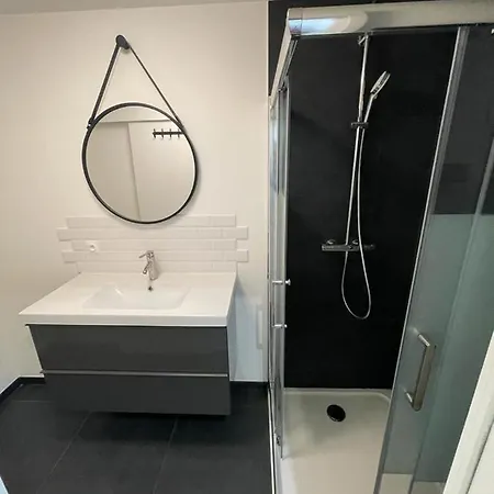 Gloria Five Stars House アパート ニース